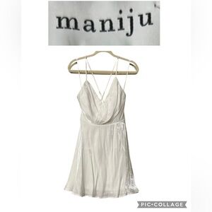 Elegant White Mini Dress